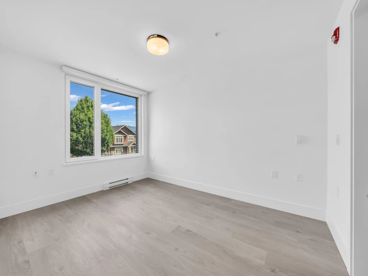 2260 E 1st Avenue, Vancouver, BC, V5N 1B6 - 17