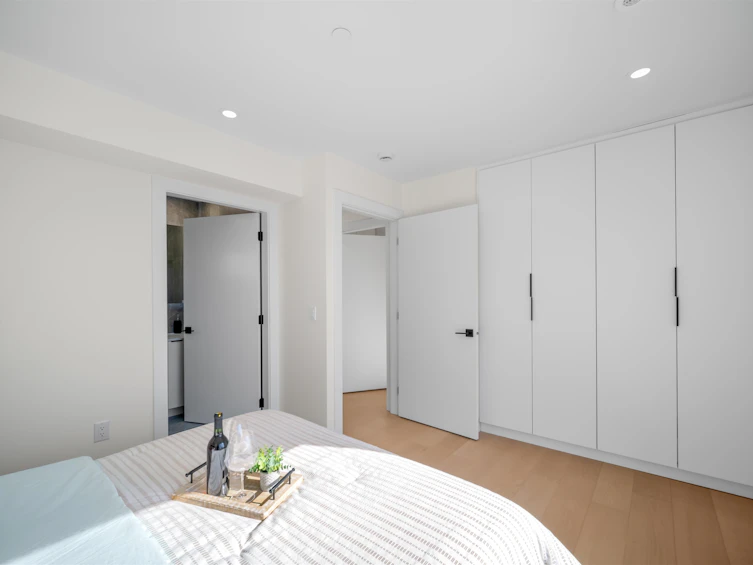 2-3576 E Pender Street, Vancouver, BC, V5K 2E3 - 16