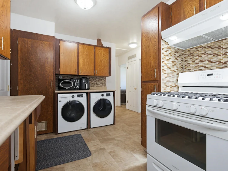 34458 Kent Avenue, Abbotsford, BC, V2S 2W8 - 13
