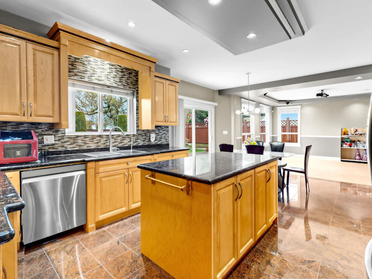 9531 Bakerview Drive, Richmond, BC, V7A 2A2 - 12