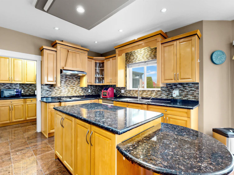 9531 Bakerview Drive, Richmond, BC, V7A 2A2 - 11