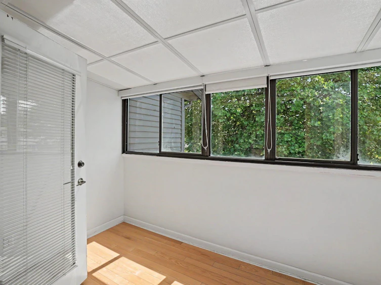 1868 W 15th Avenue, Vancouver, BC, V6J 2L1 - 17