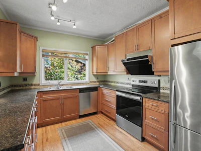 1868 W 15th Avenue - 5