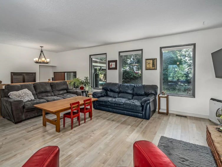 10122 Kenswood Drive, Chilliwack, BC, V2P 7N4 - 8