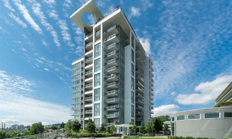802-200 Nelson's Crescent