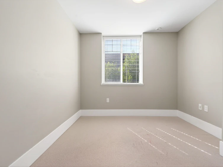 7523 Yukon Street, Vancouver, BC, V5X 2Y4 - 10