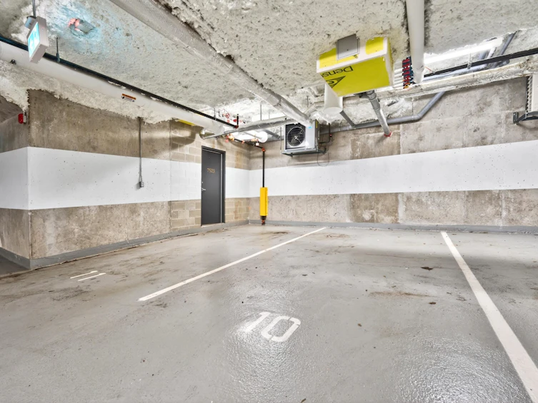 7523 Yukon Street, Vancouver, BC, V5X 2Y4 - 15
