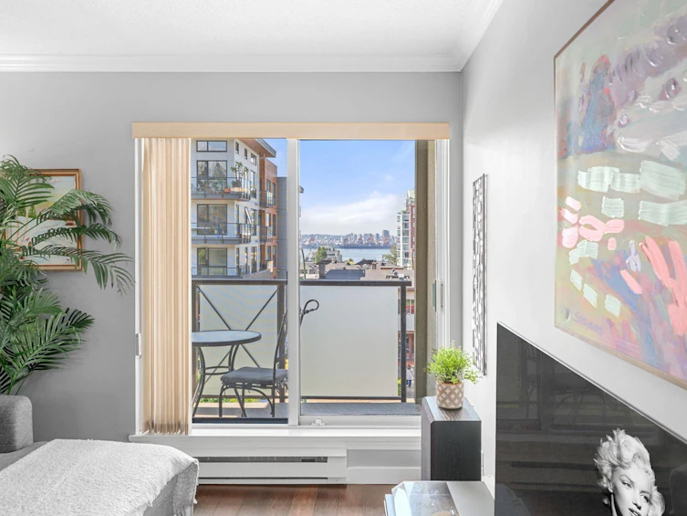 302-140 E 4th Street, North Vancouver, BC, V7L 4R1 - 3