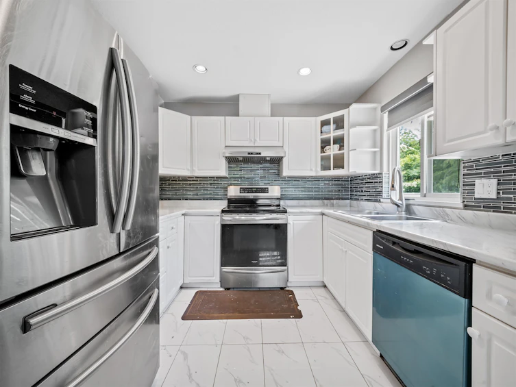 33726 Best Avenue, Mission, BC, V2V 6Z9 - 10