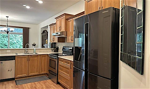 20850 84a Avenue, Langley, BC, V2Y 0A4