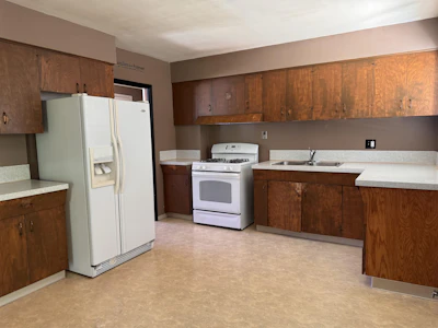 21729 124 Avenue - 4