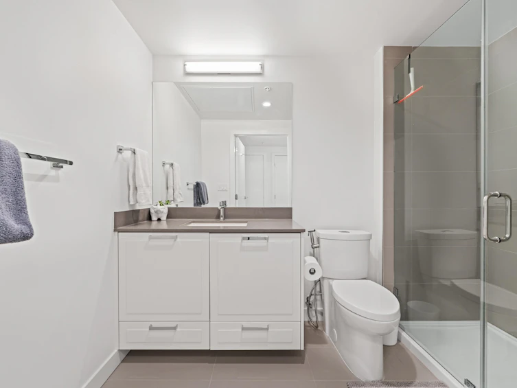 807-1401 Hunter Street, North Vancouver, BC, V7J 0E2 - 6
