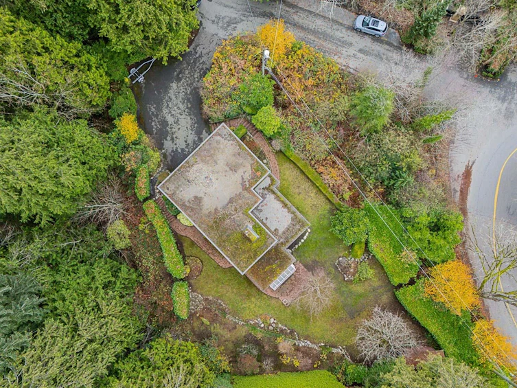 2847 Mathers Avenue, West Vancouver, BC, V7V 2J8 - 27