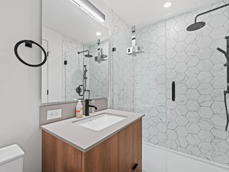 29-533 E 3rd Street, North Vancouver, BC, V7L 1G4 - 23