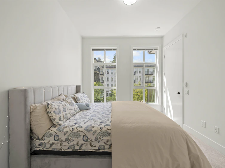 201-13933 105 Boulevard, Surrey, BC, V3T 0R6 - 13