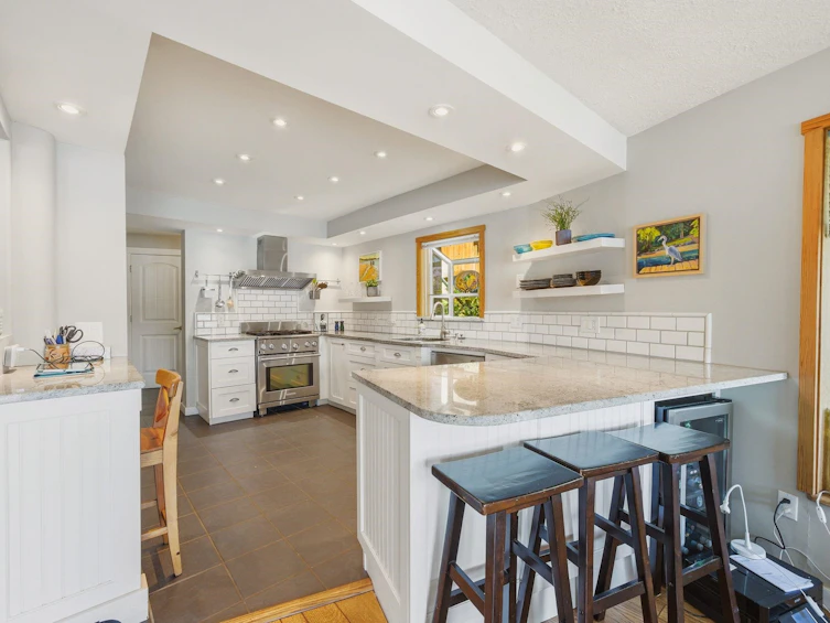 2848 Panorama Drive, North Vancouver, BC, V7G 1V6 - 10