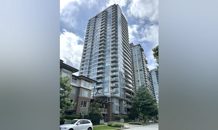 307-3102 Windsor Gate