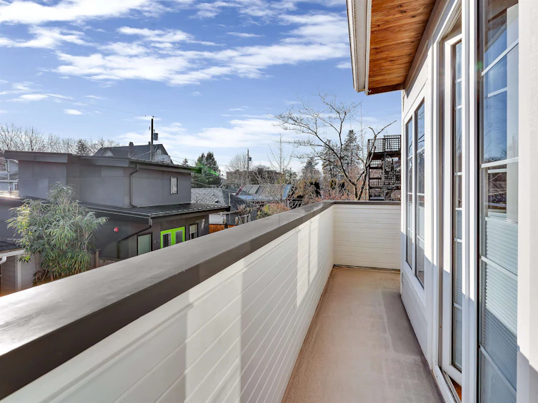 420 W 17th Avenue, Vancouver, BC, V5Y 2A2 - 18