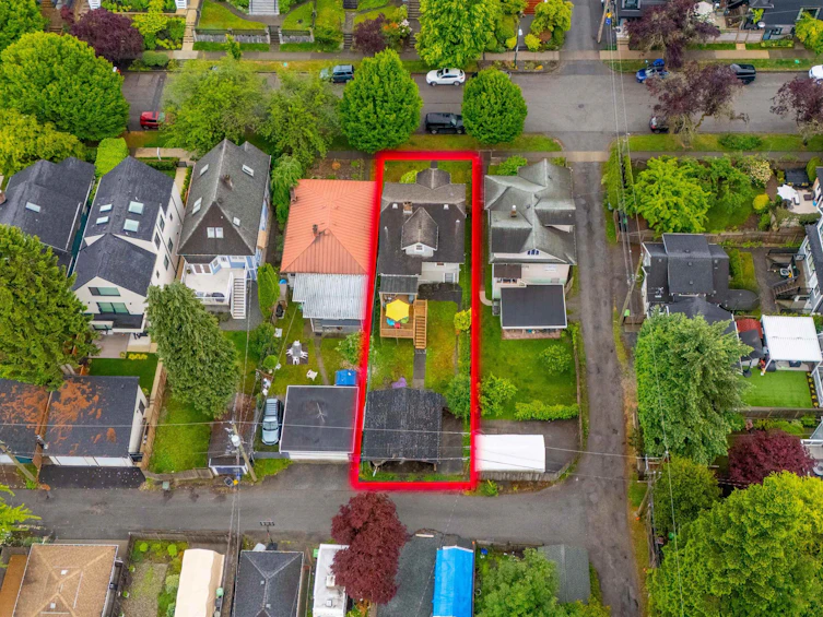 423 E 37th Avenue, Vancouver, BC, V5W 1E8