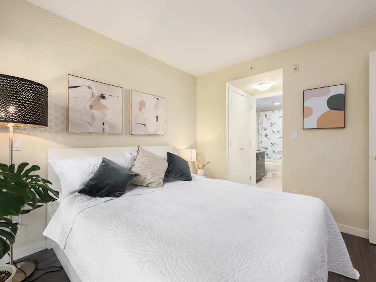 312-7138 Collier Street, Burnaby, BC, V5E 0A2 - 7