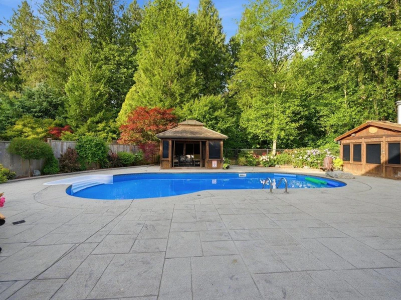 10668 245b Street, Maple Ridge BC V2W 2G2