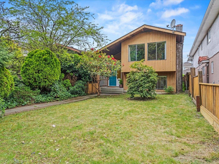 7611 Oak Street, Vancouver, BC, V6P 4A4 - 38