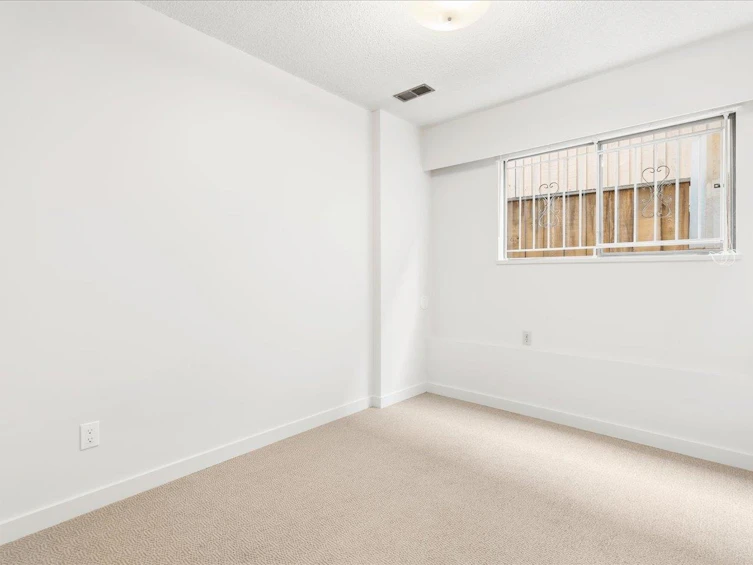 7611 Oak Street, Vancouver, BC, V6P 4A4 - 30