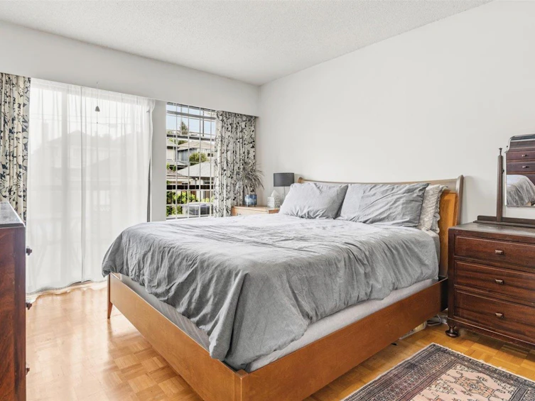 7611 Oak Street, Vancouver, BC, V6P 4A4 - 16