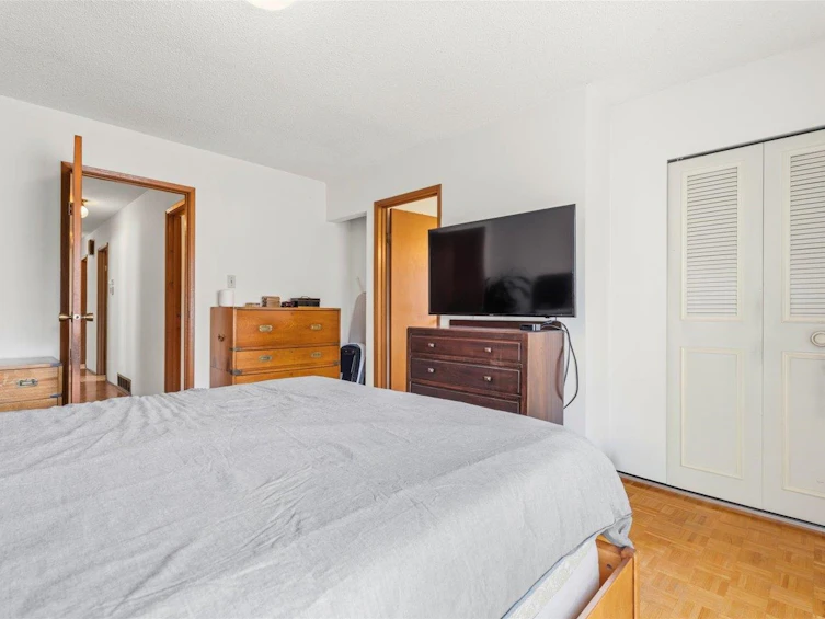 7611 Oak Street, Vancouver, BC, V6P 4A4 - 17