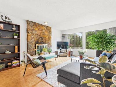 7611 Oak Street - 3