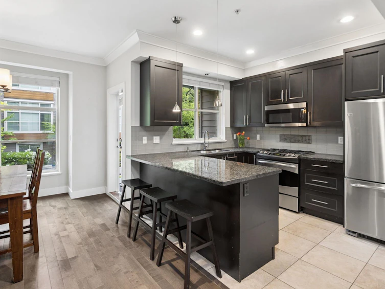 2-3025 Baird Road, North Vancouver, BC, V7K 2G5 - 9