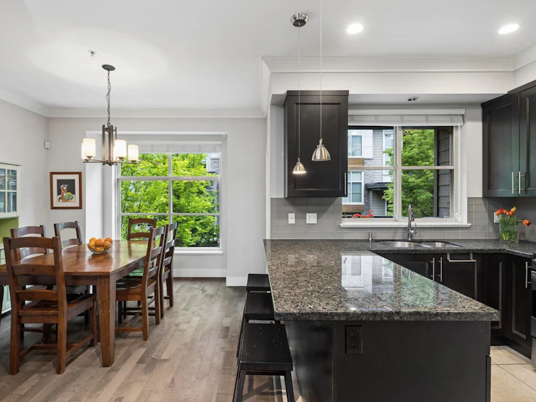2-3025 Baird Road, North Vancouver, BC, V7K 2G5 - 8