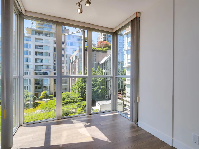501-1228 Marinaside Crescent, Vancouver, BC, V6Z 2W4 - 16