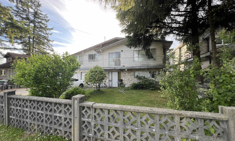 13703 Grosvenor Road