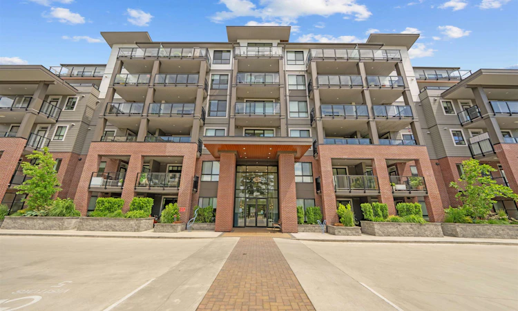 208-45511 Campus Drive