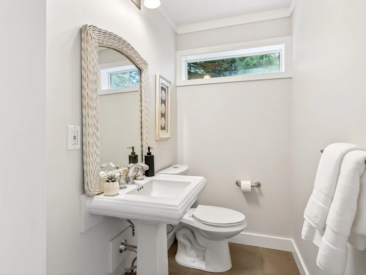 1255 Deer Walk, Bowen Island, BC, V0N 1G1 - 13