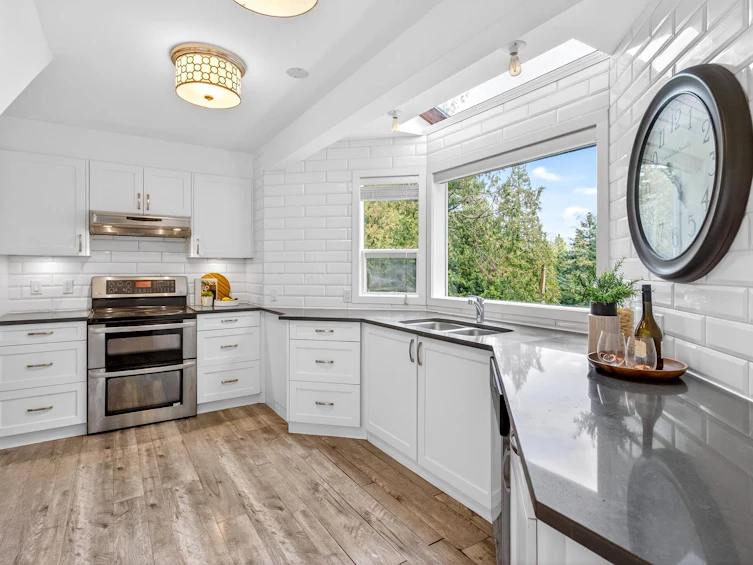 1255 Deer Walk, Bowen Island, BC, V0N 1G1 - 9