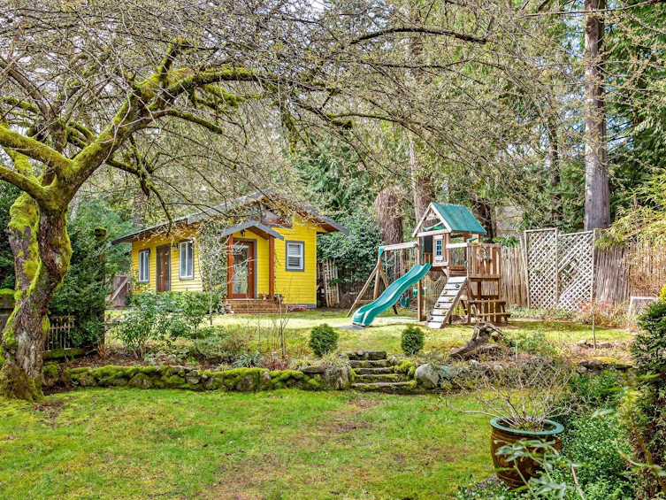 1255 Deer Walk, Bowen Island, BC, V0N 1G1 - 32