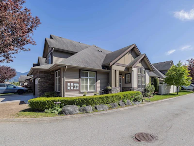 29-6577 Southdowne Place - 3