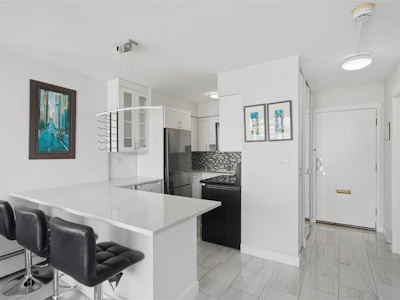 802-1251 Cardero Street - 5