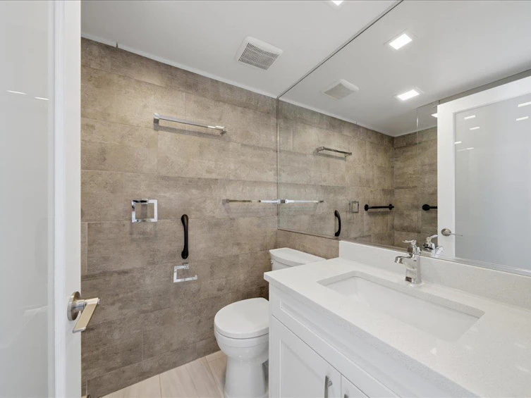 802-1251 Cardero Street, Vancouver, BC, V6G 2H9 - 24