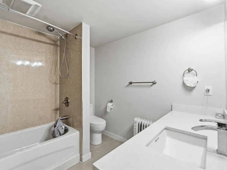 107-8620 Jones Road, Richmond, BC, V6Y 3Z4 - 9