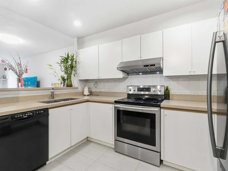 107-8620 Jones Road, Richmond, BC, V6Y 3Z4 - 6