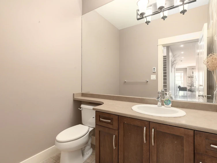 1320 Main Street, Squamish, BC, V8B 0R2 - 28