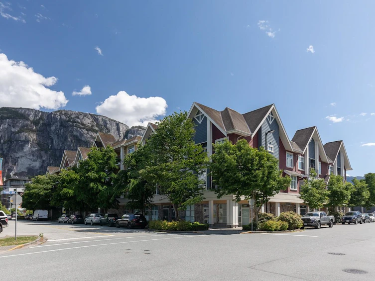 1320 Main Street, Squamish, BC, V8B 0R2 - 33