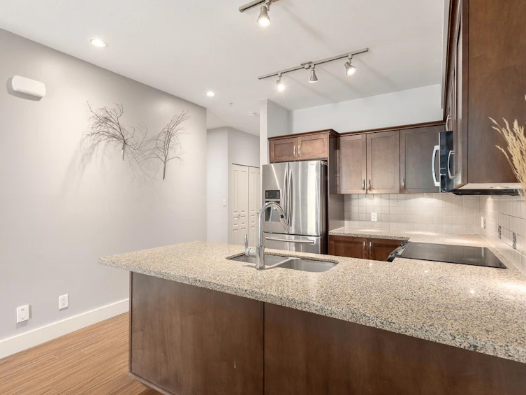 1320 Main Street, Squamish, BC, V8B 0R2 - 19