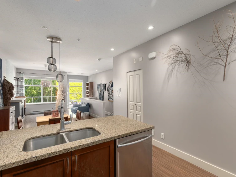 1320 Main Street, Squamish, BC, V8B 0R2 - 24