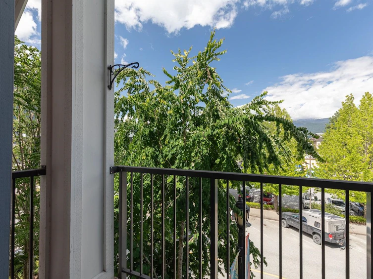 1320 Main Street, Squamish, BC, V8B 0R2 - 31