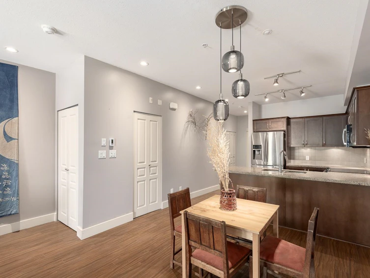 1320 Main Street, Squamish, BC, V8B 0R2 - 15