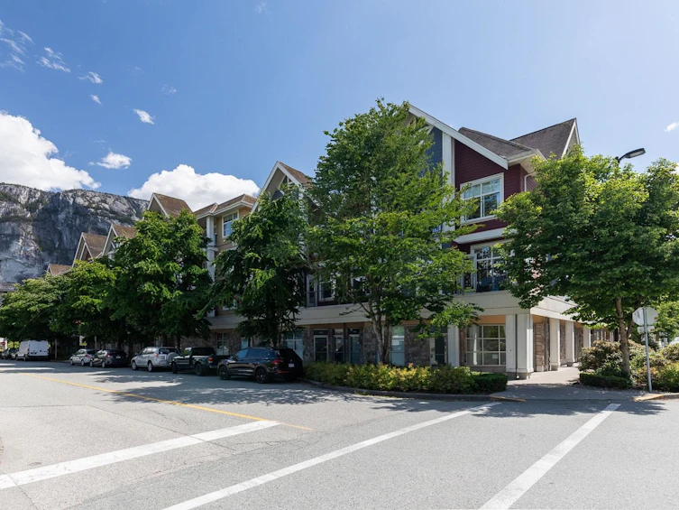 1320 Main Street, Squamish, BC, V8B 0R2